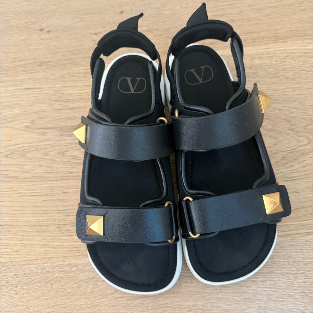 Valentino Garavani Pyramid Studded Sport Sandals Black with Gold Studs 39